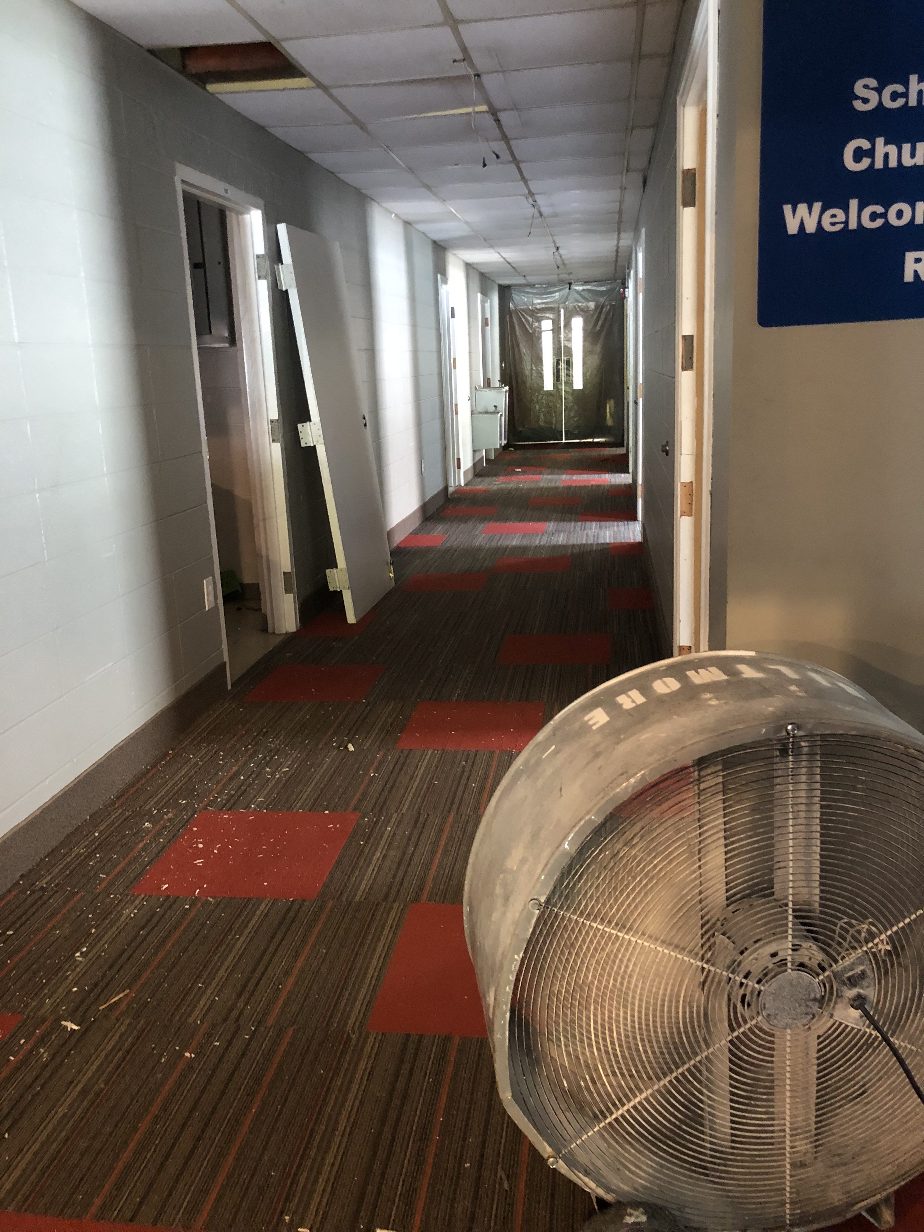US Hallway