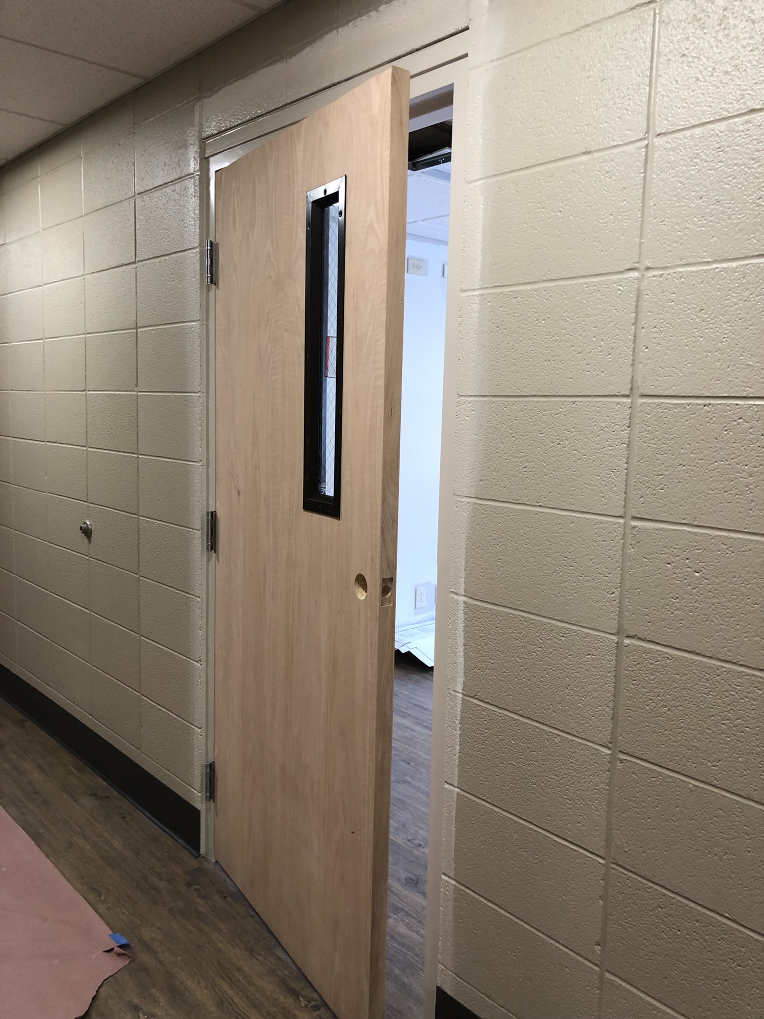 US Hallway