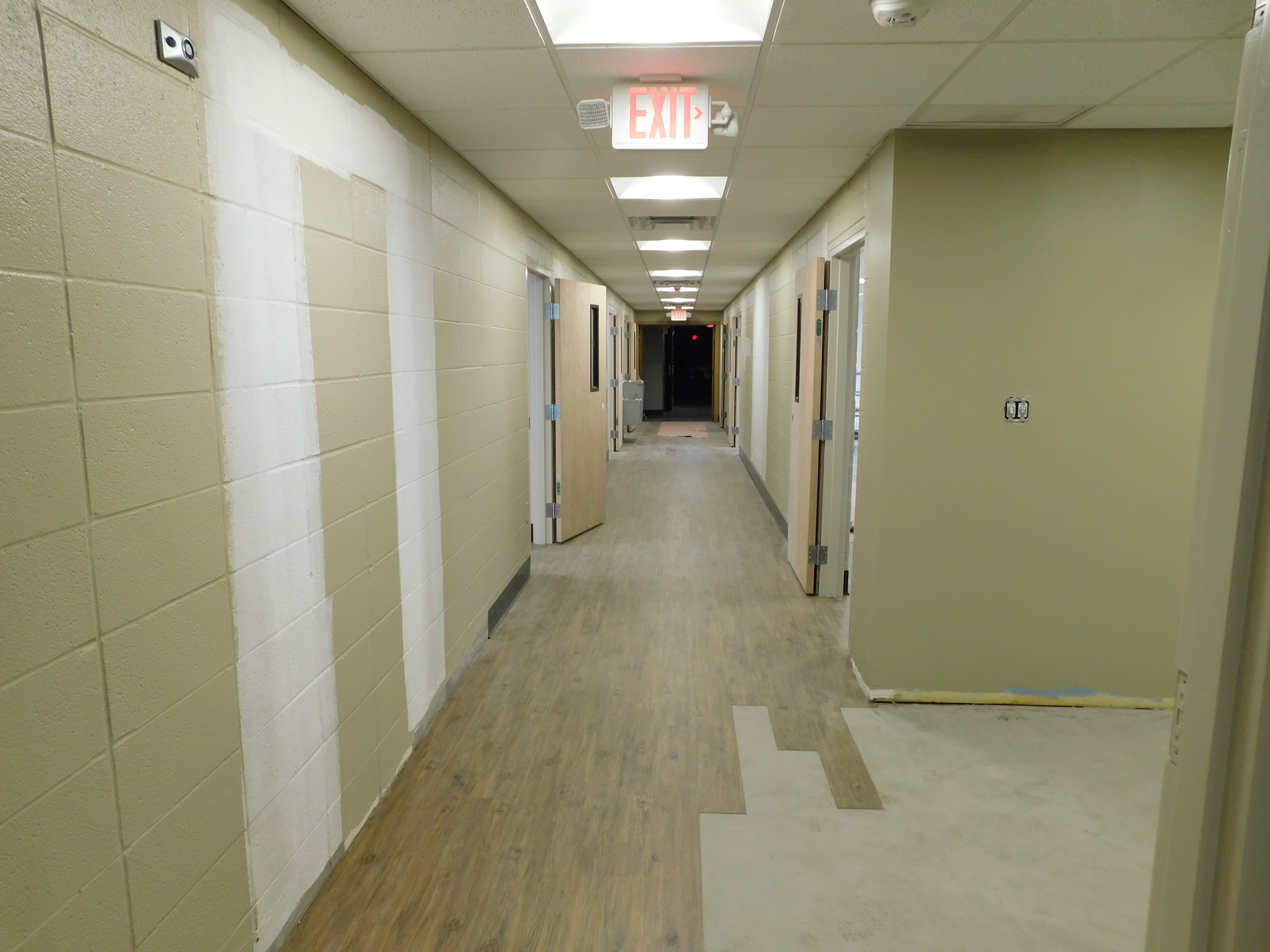 US Hallway