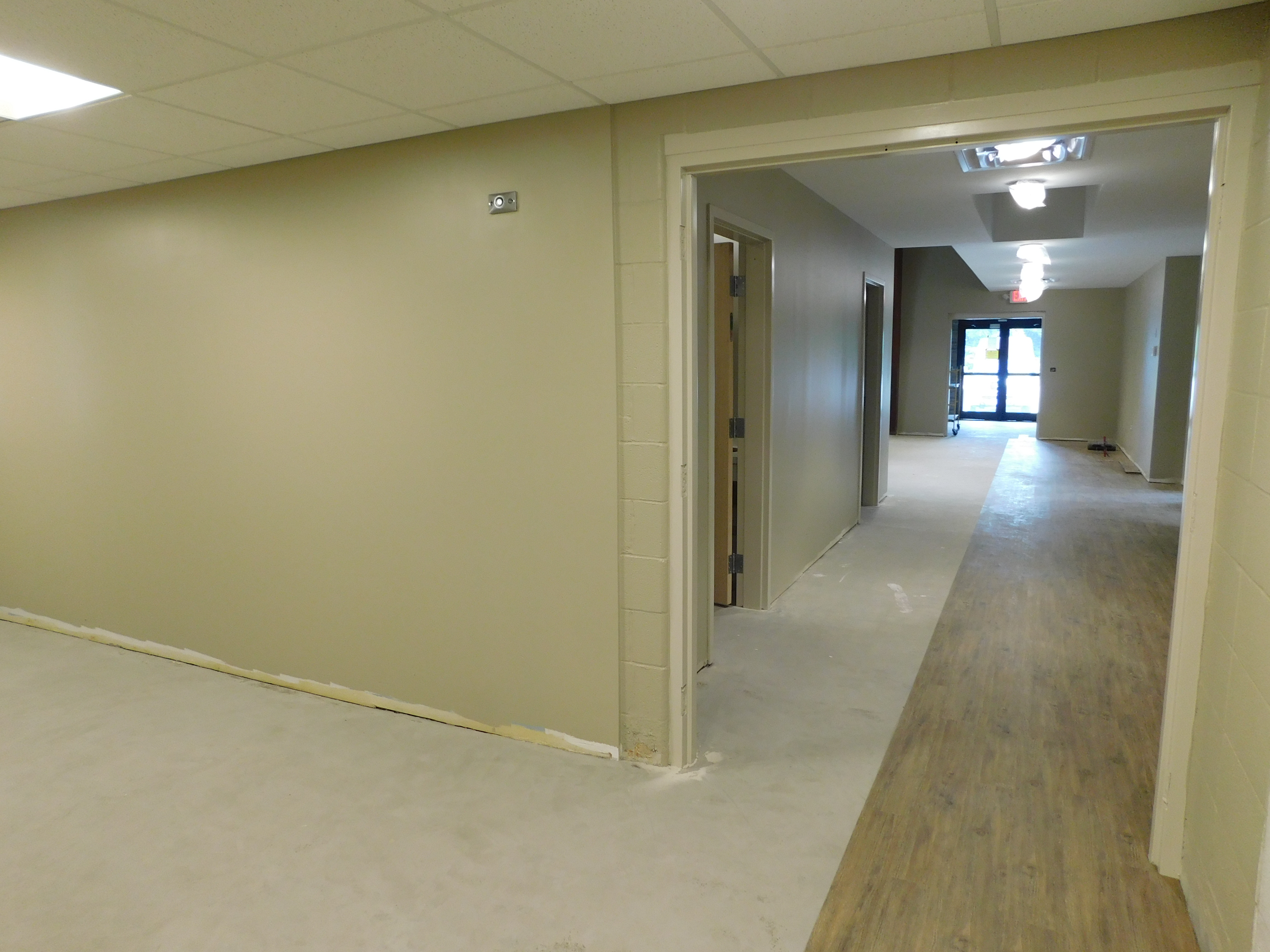 US Hallway